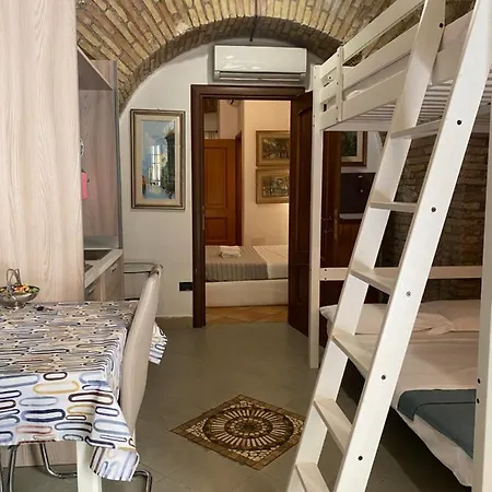 Vittorio Emanuele Apartament *